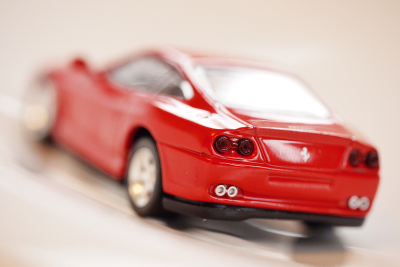 Illustration for article titled Kyosho Ferrari 2 1/64 #48 - Project Prancing Horse #48 - 2002 Ferrari 575 Maranello